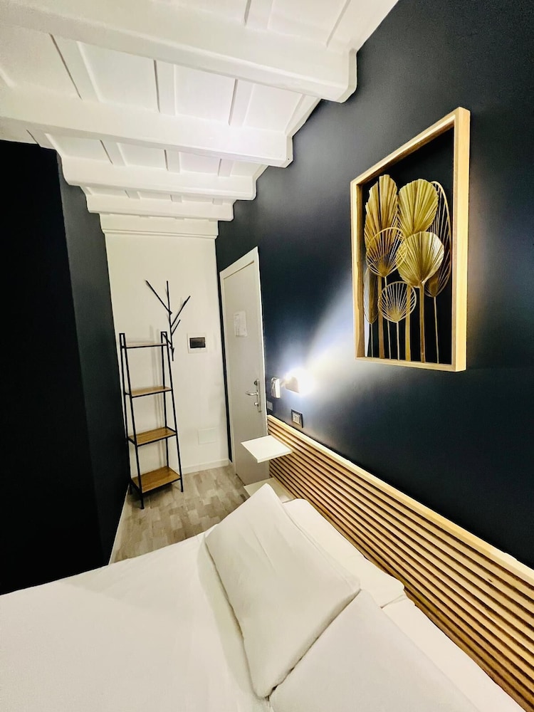 Irooms Spanish Steps Roma 39/58