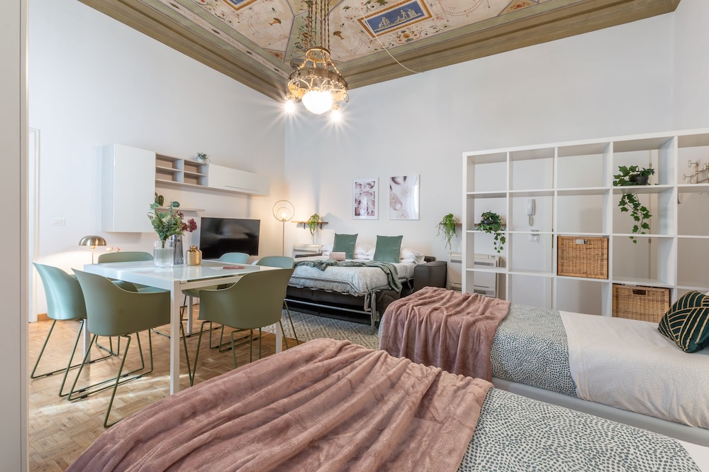 Wine Apartments Florence Pinot 34/47