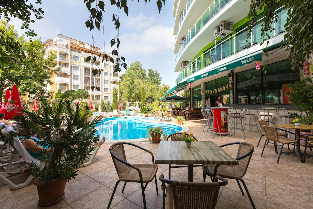 Hotel L&B Sunny Beach 39/50
