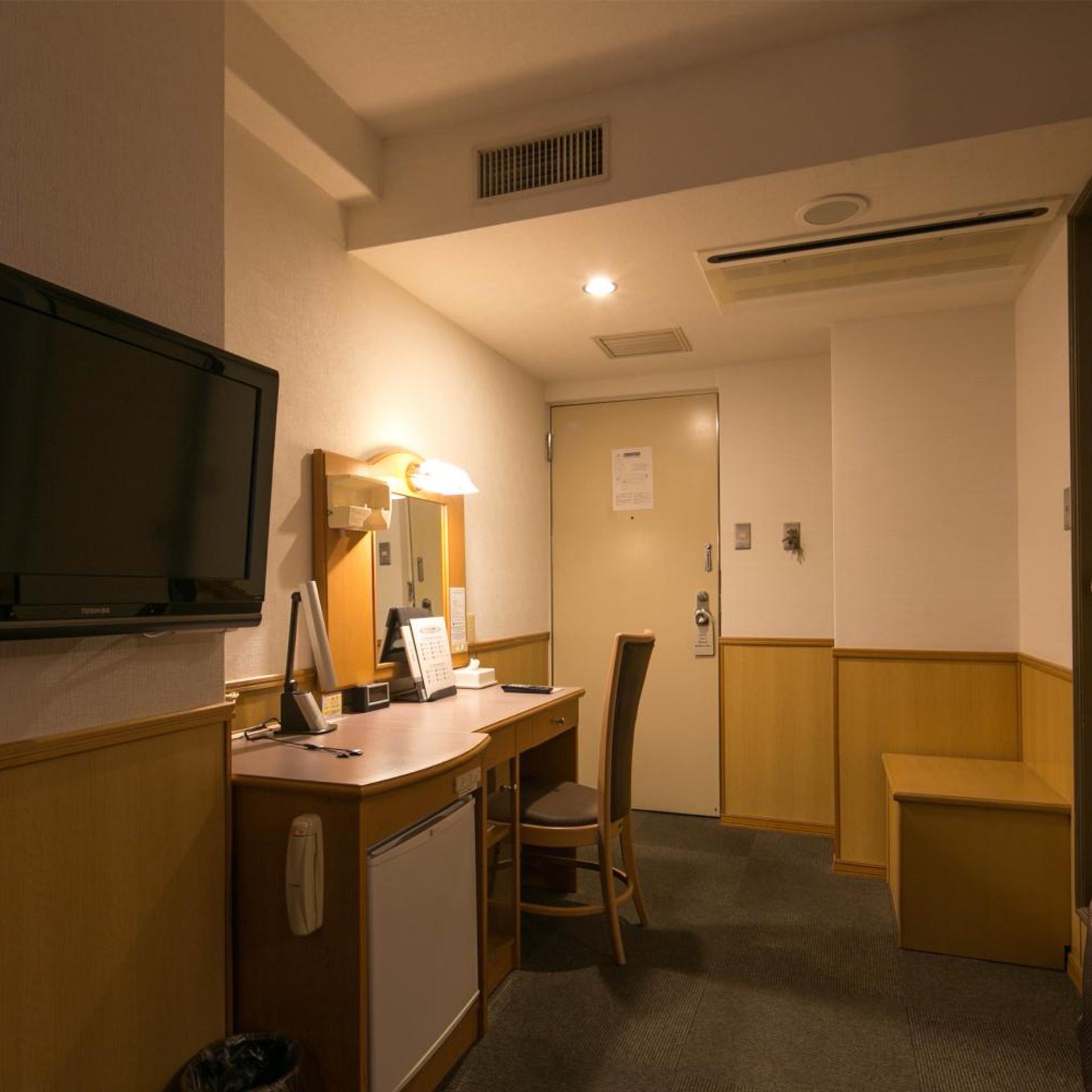 Miyakonojo Green Hotel 12/58