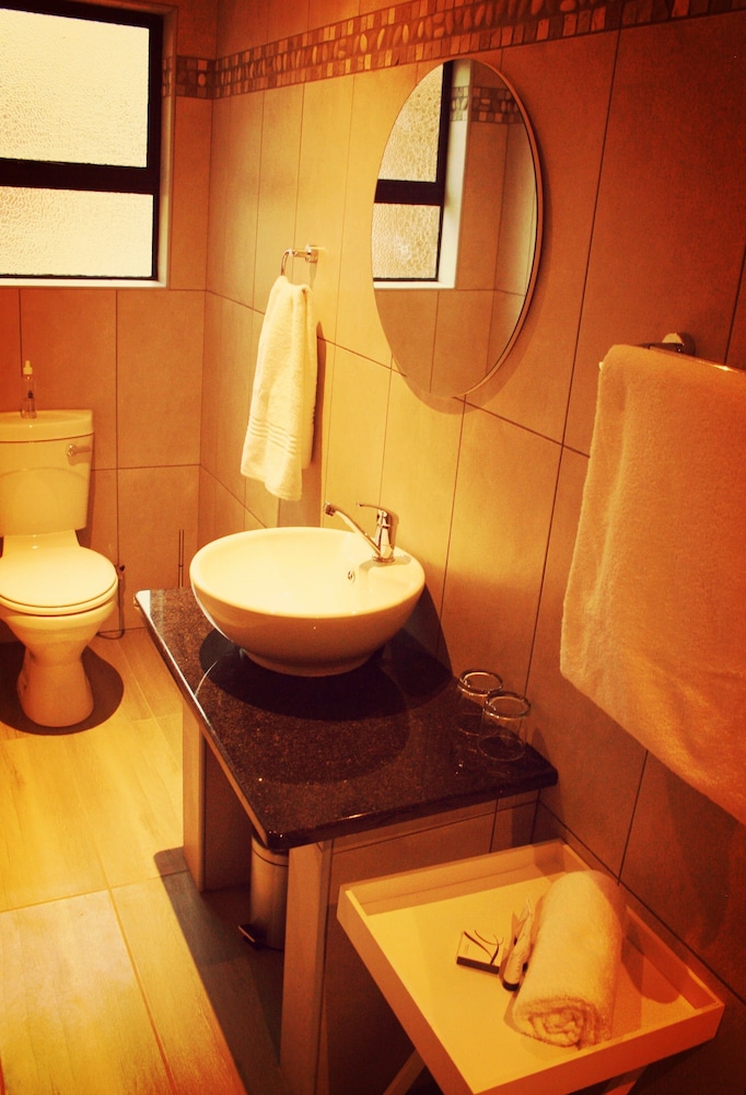 New Haven Guest House 30/30