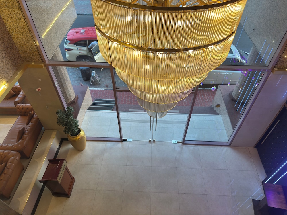 Orchid Hotel 18/59