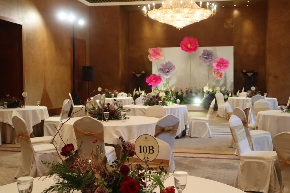 The Dharmawangsa Jakarta Hotel 9/63