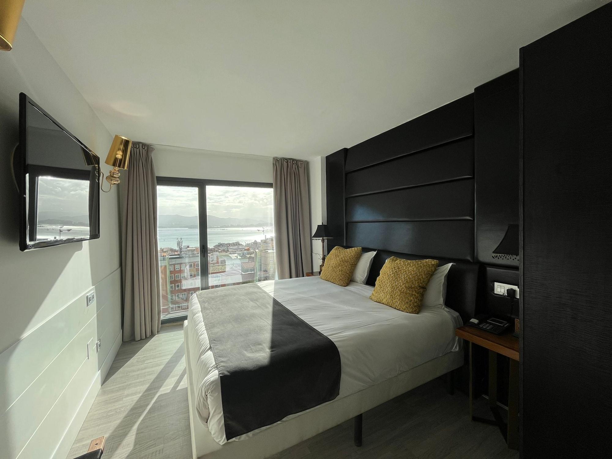 Comfort, Double Bed, Bay View, Balcony