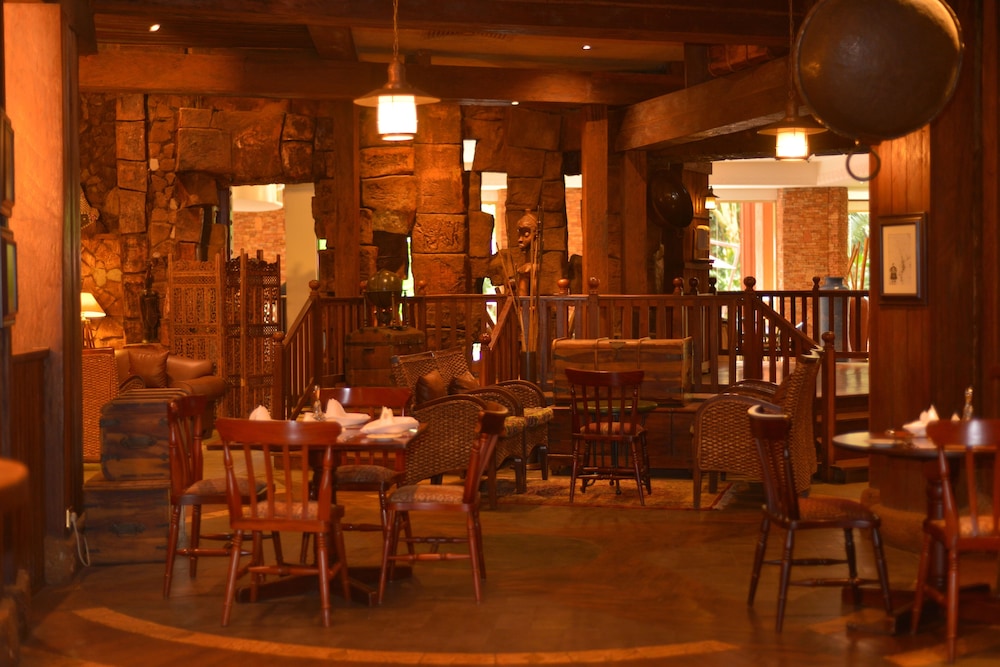 Kampala Serena Hotel 44/60