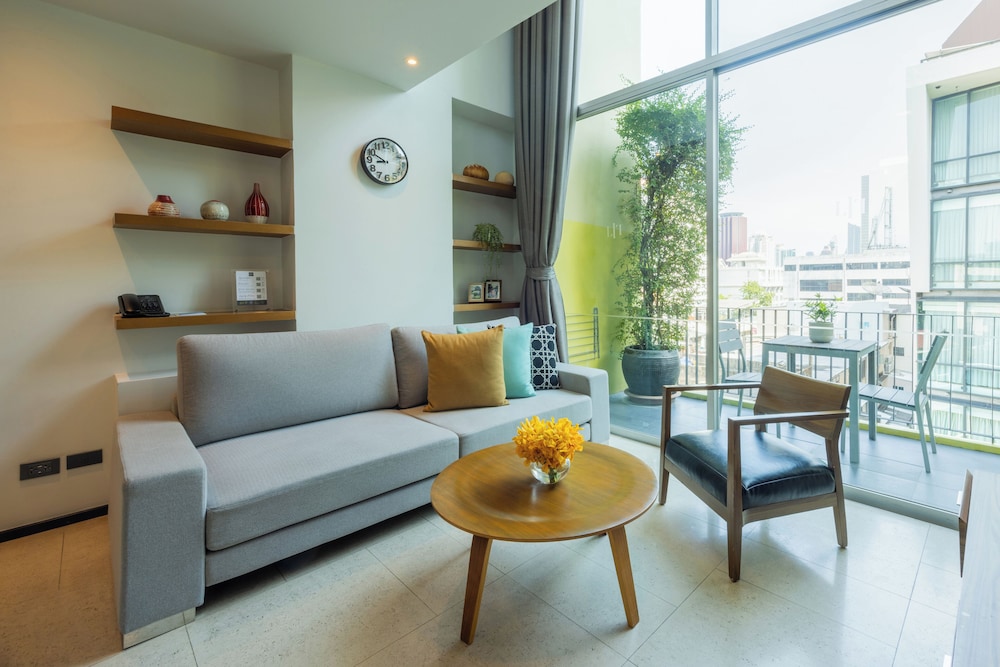 Lit Bangkok Residence 78/102
