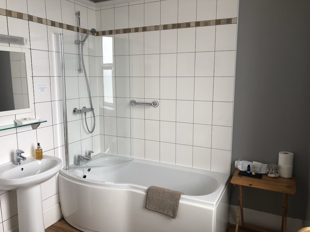 The Bowmore House Bed and Breakfast 27/36