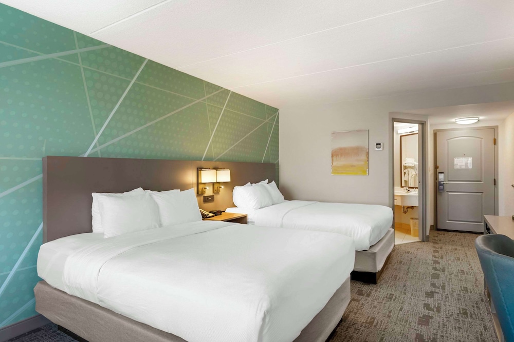 Comfort Inn & Suites Watertown - 1000 Islands 12/54