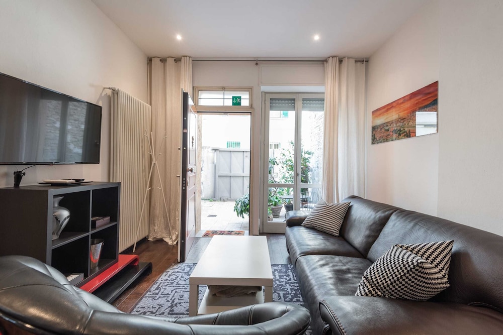 Art Gallery Apartment in Florence 16/33