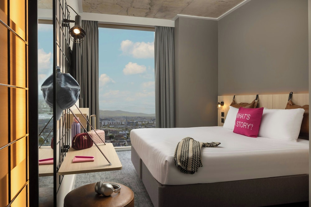 Moxy Dublin Docklands 6/48
