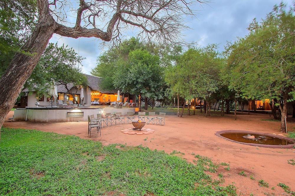 Mvuradona Safari Lodge 36/50