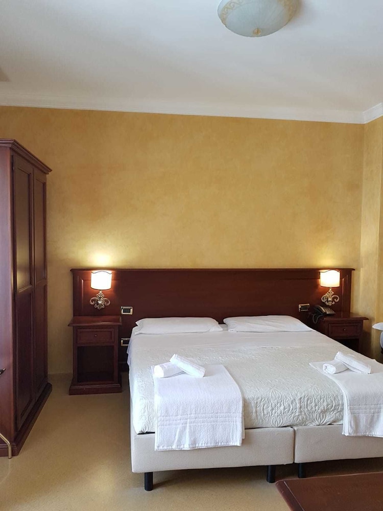 Paradiso Delle Madonie 15/56