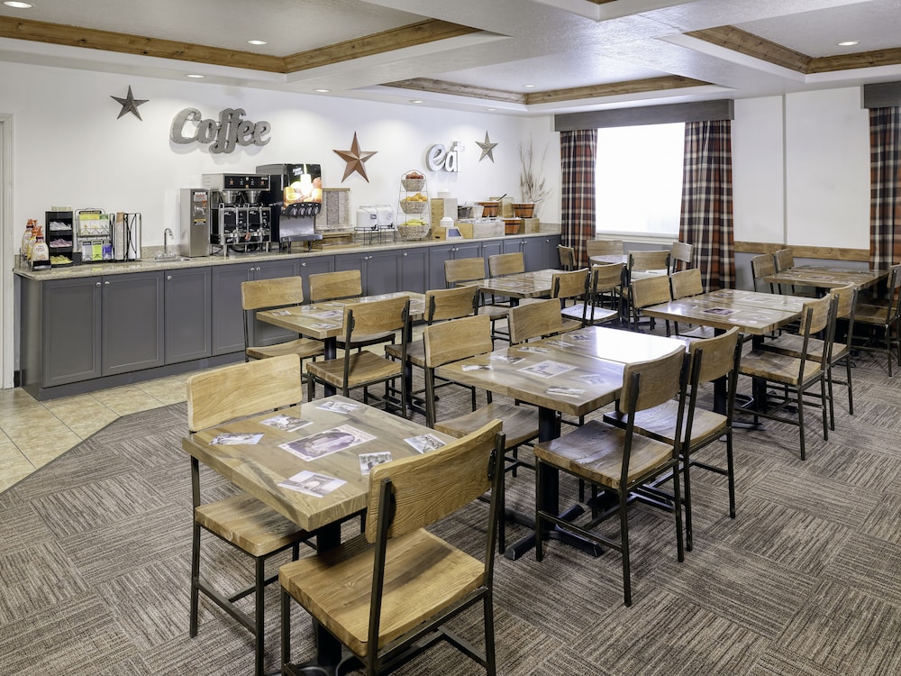 Yellowstone Park Hotel 47/61