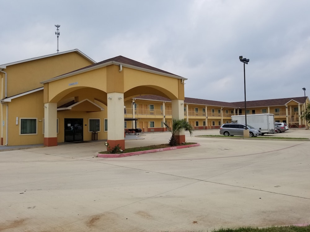 Horizon Inn & Suites 5/36