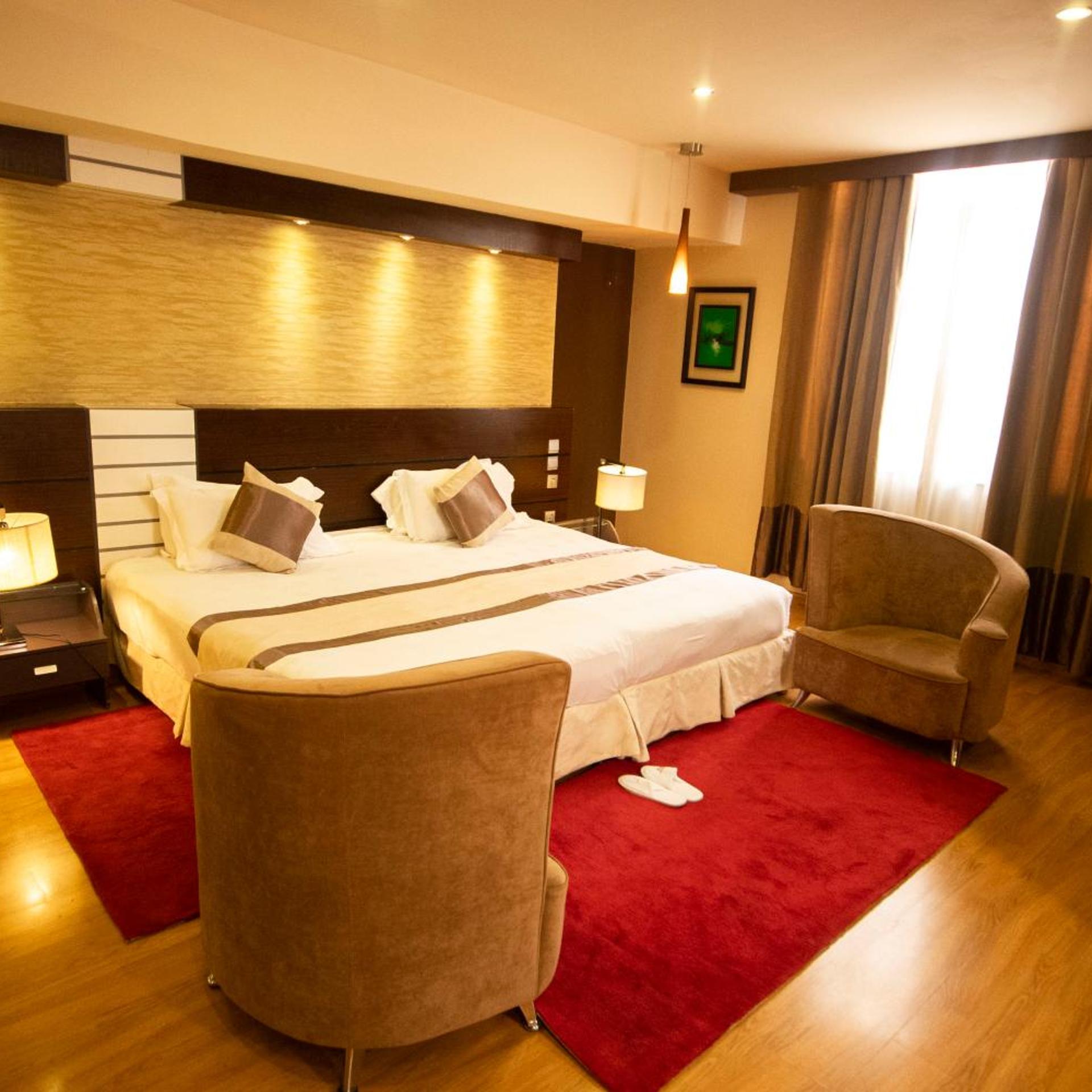 Executive Suite