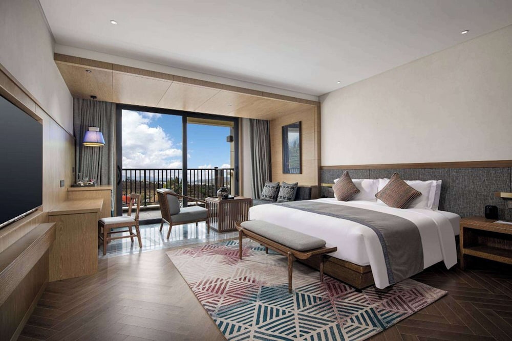 Wyndham Fengqing Resort 12/34
