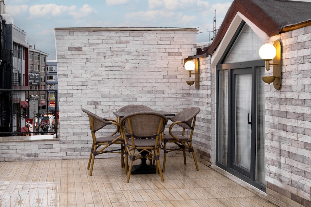 Rubby Otel Kadikoy 54/58