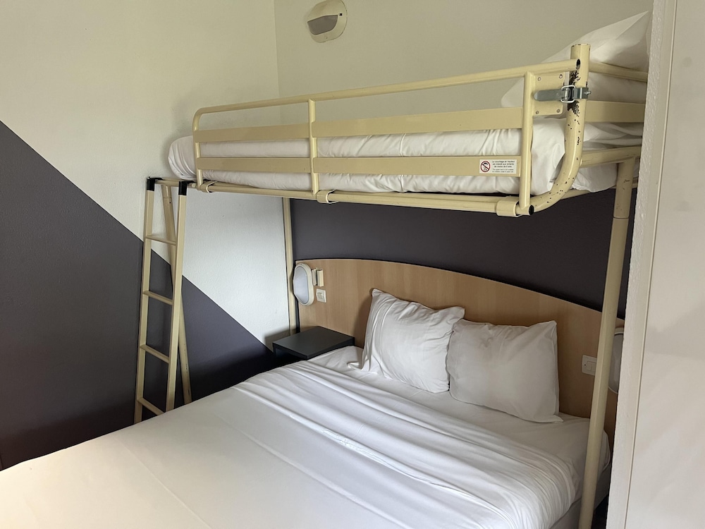 Hotel Premiere Classe Niort Est - Chauray 25/57