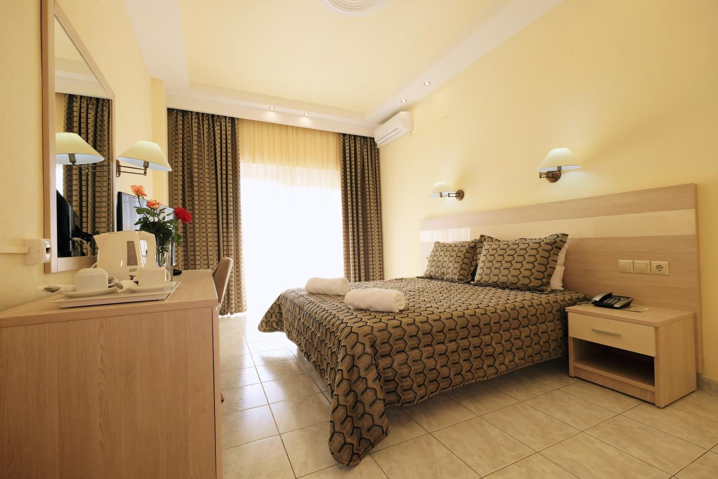 Diamantides Hotel 24/55