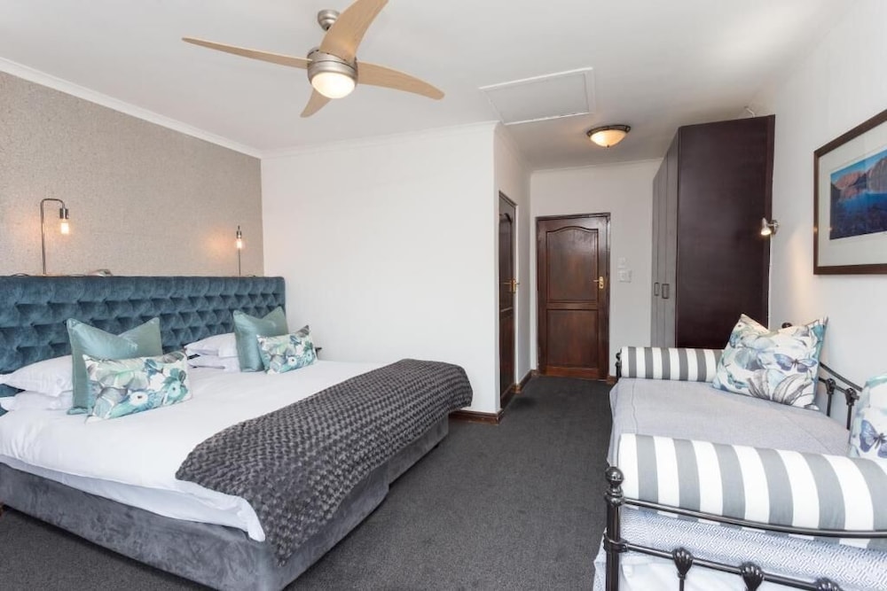 Maartens Guesthouse 5/37