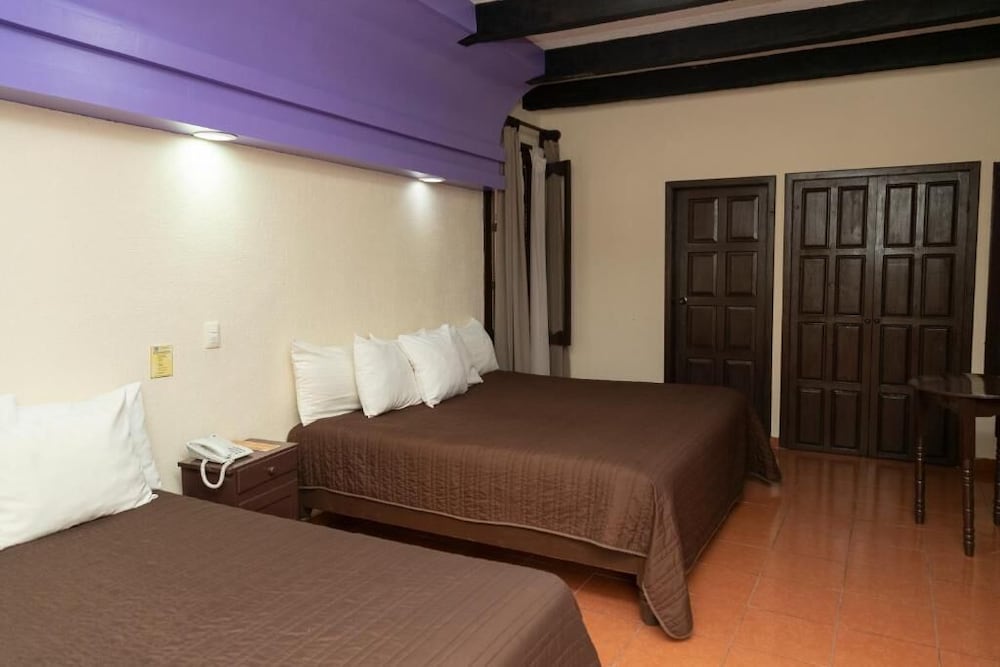 D Monica Hotel 16/45