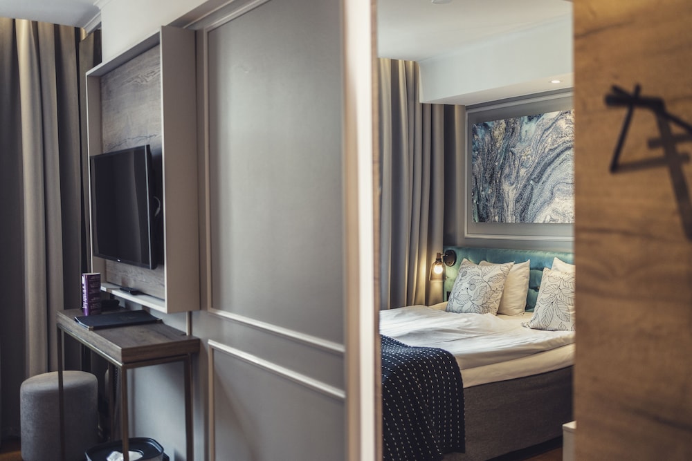 Hotel Poseidon 20/40
