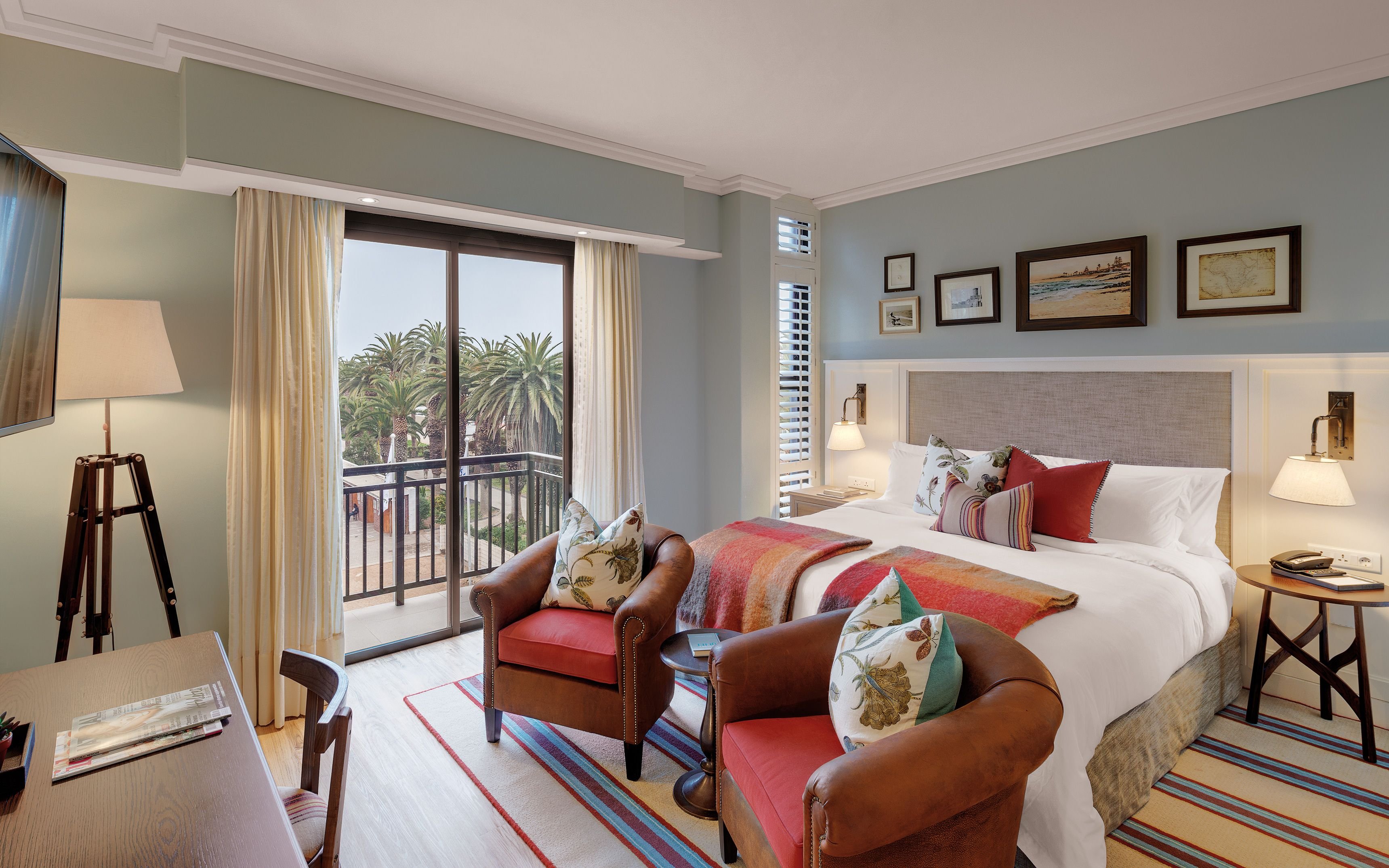 Luxury, Suite