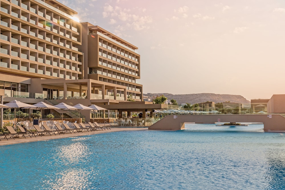 Amada Colossos Resort in FALIRAKI