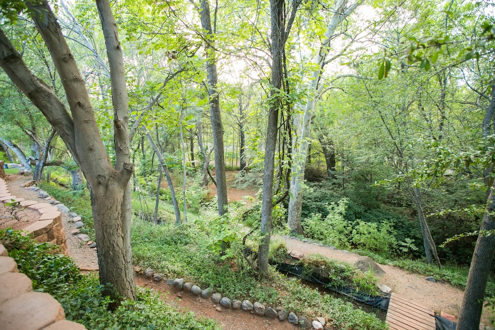 Creekside Inn Sedona 50/57