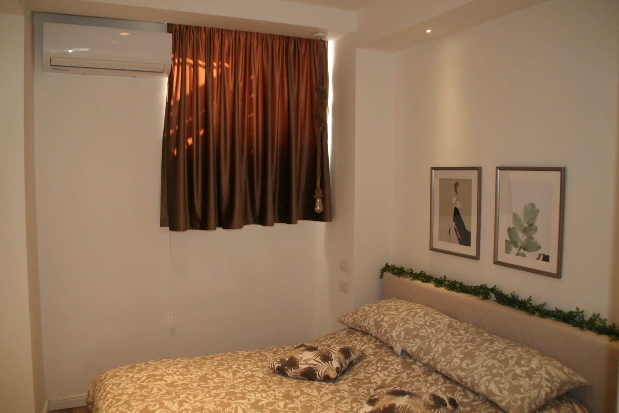 1 BEDROOM, APARTMENT