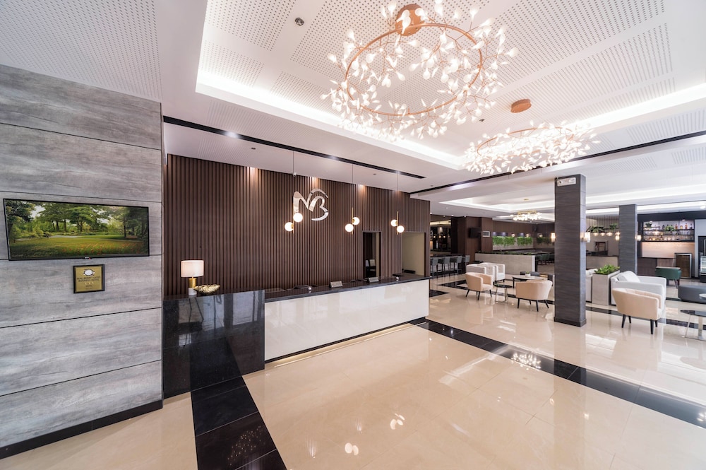 Mallberry Suites Business Hotel 4/59