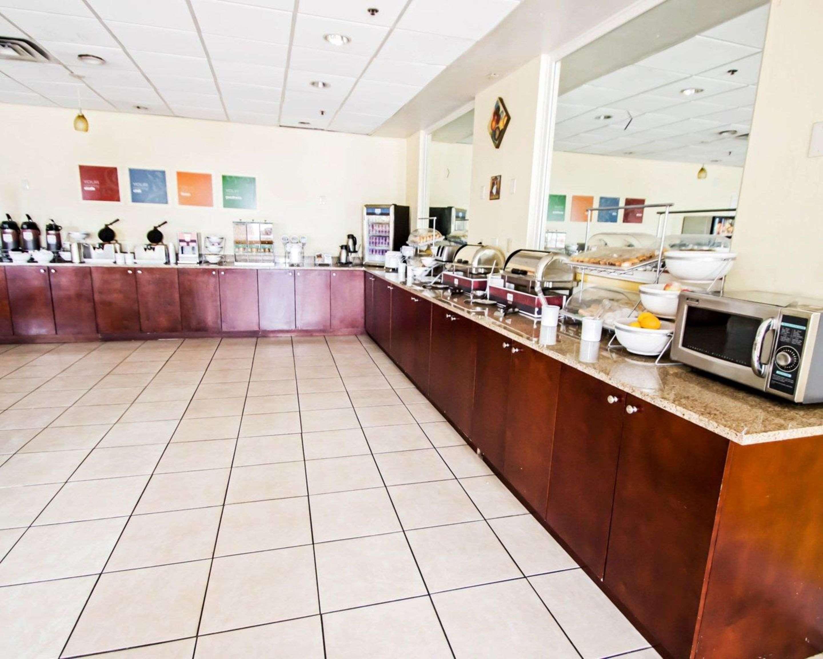 Holiday Inn Orlando North Winter Park by IHG 6/50