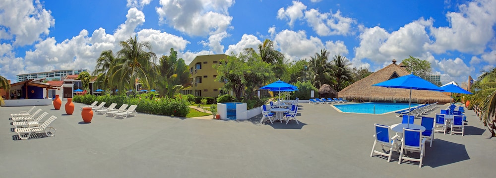 Casa Del Mar Cozumel Hotel And Dive Resort 68/75