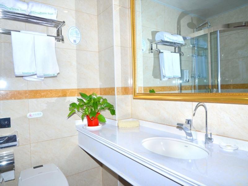 GreenTree Inn Chizhou Dongzhi County Lishan Xiushui Express Hotel 19/24