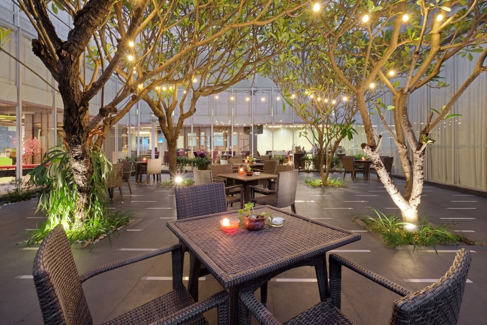 Quest Hotel Simpang Lima Semarang 36/60