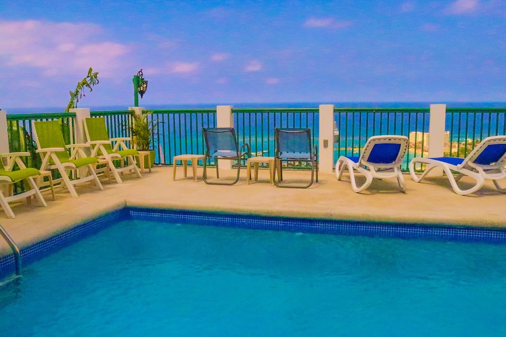 Pink Rock Bed & Breakfast 3/58