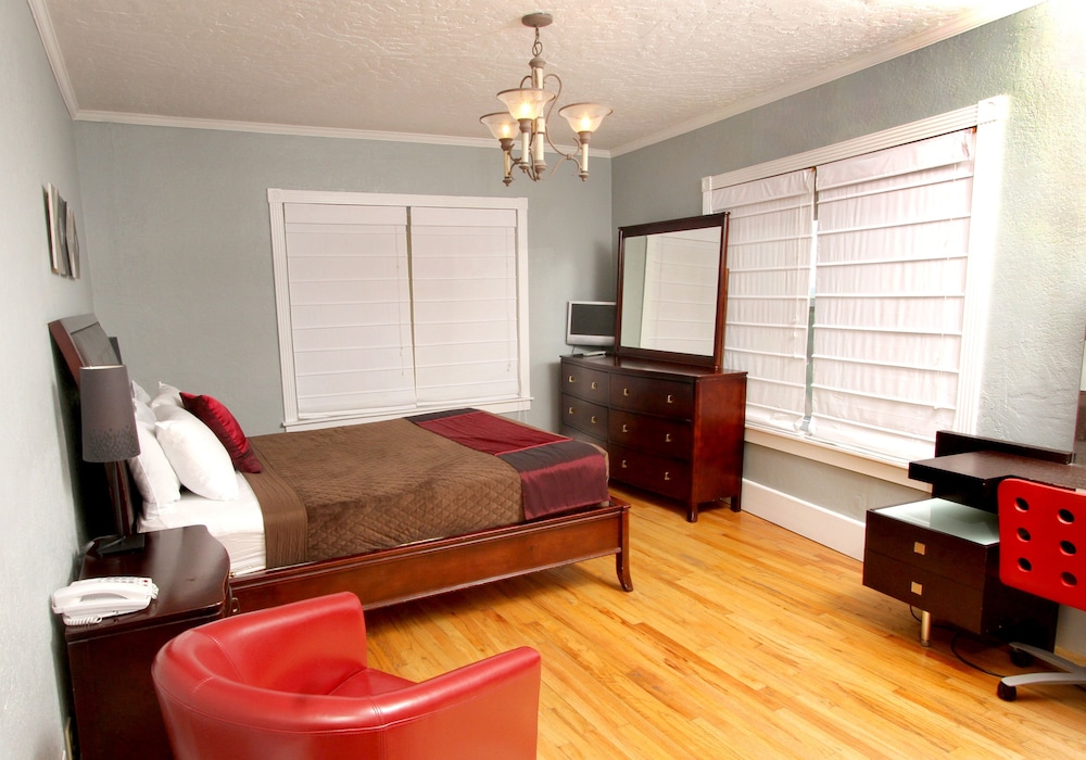 Ponce De Leon Hotel 39/50