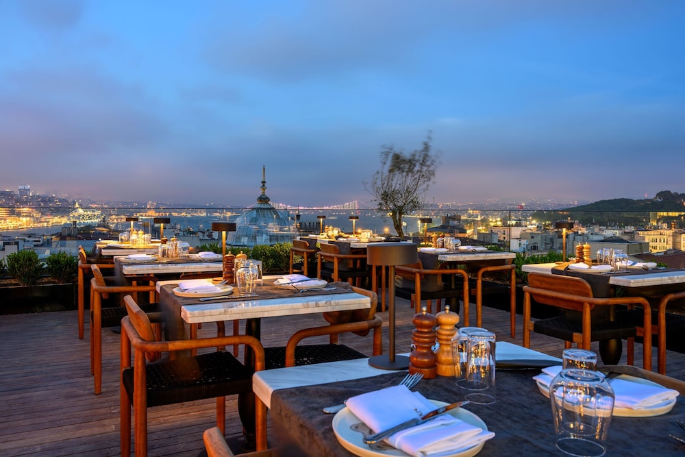 ORIENT OCCIDENT HOTEL ISTANBUL, AUTOGRAPH COLLECTION 40/50