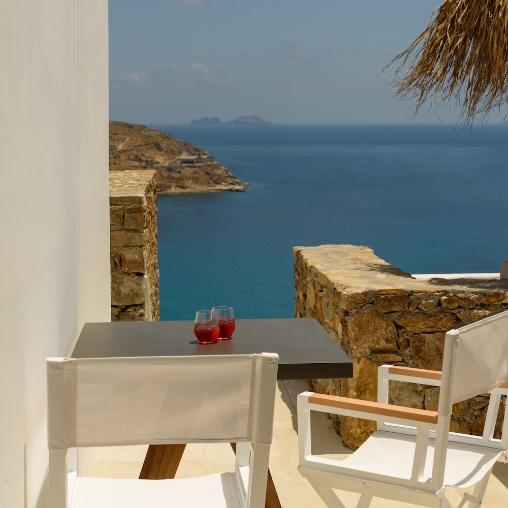 The Summit of Mykonos 10/73
