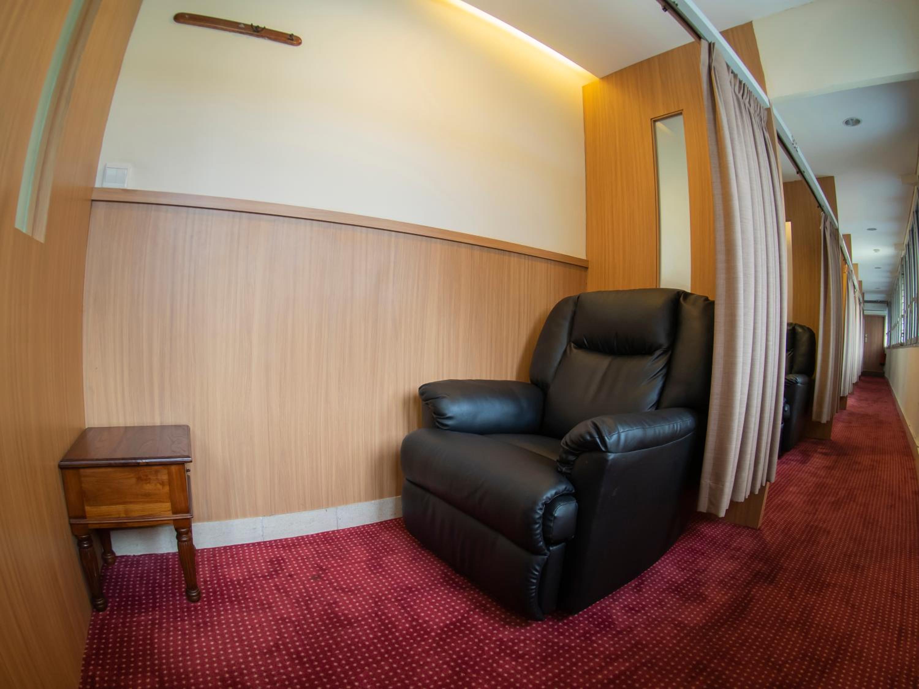 D Primahotel Terminal 1a 35/46