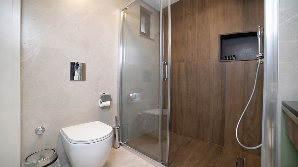Vesta Suites 45/50