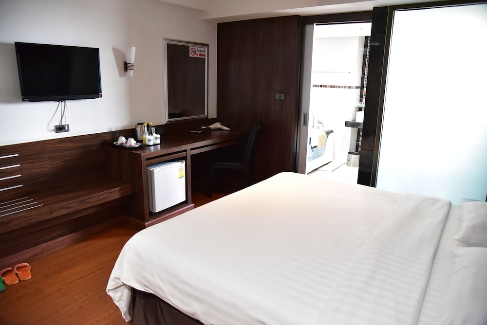 Grand Pink Hotel Hat Yai 15/49