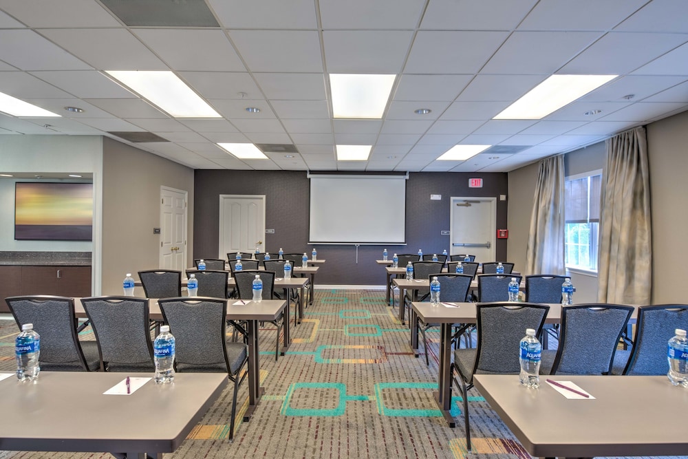Residence Inn Atlanta Buckhead Lenox Park 39/50