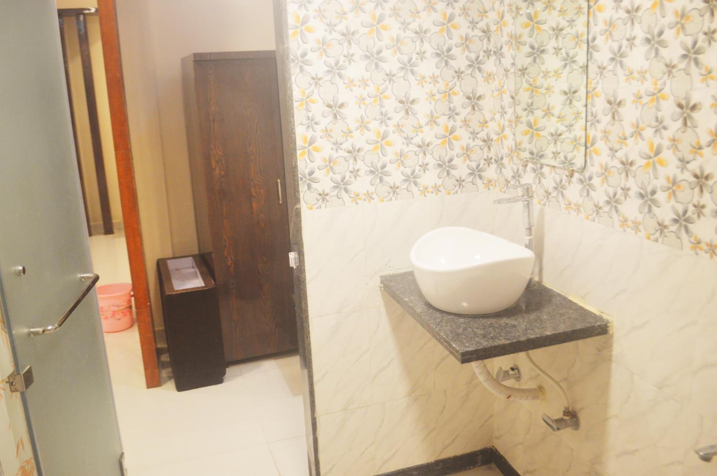 Hotel Sunrise N Resorts 50/50