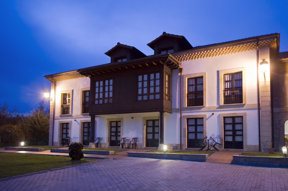 LA CASONA DE LA ROZA 2/48