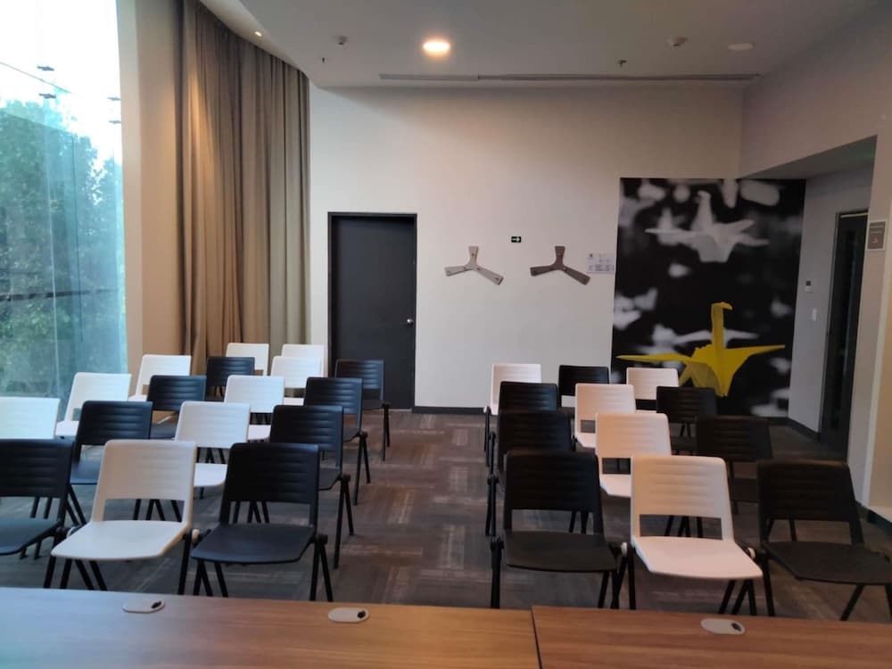 Ibis Mexico Tlalnepantla 40/50