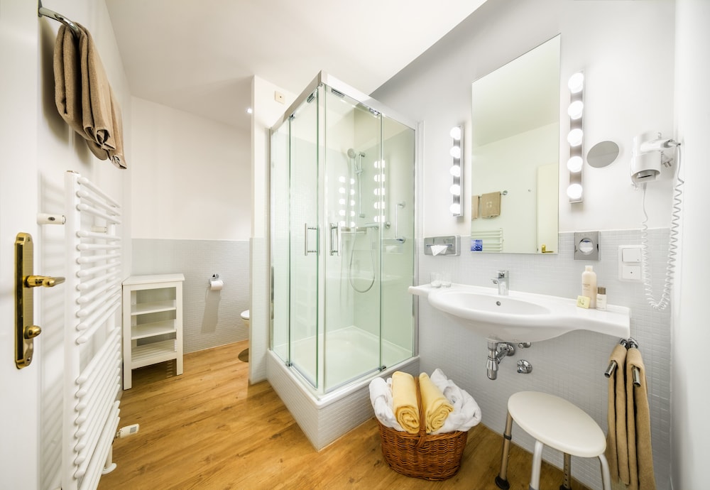Das Gutenbrunn Thermen & Sporthotel 27/28