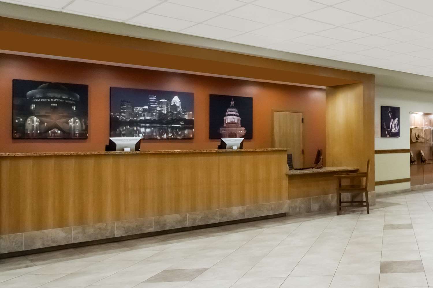 Lobby at Wyndham Garden Austin, AUSTIN - TX