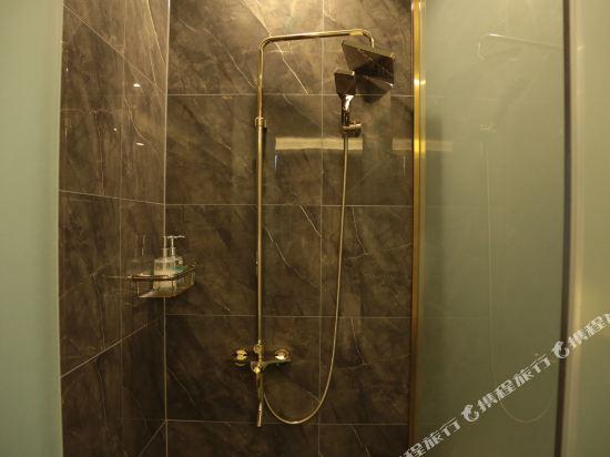 Chonpines Hotel (Beijing Wangfujing Nanluoguxiang Store) 25/33
