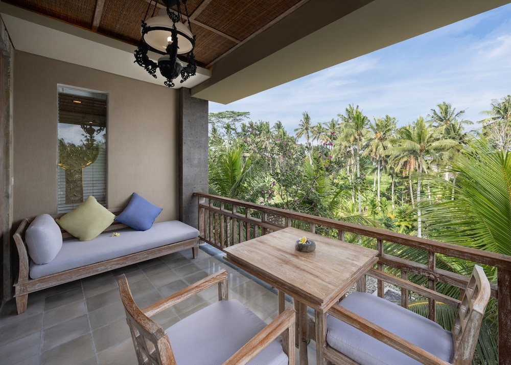 Kuwarasan A Pramana Experience 40/75